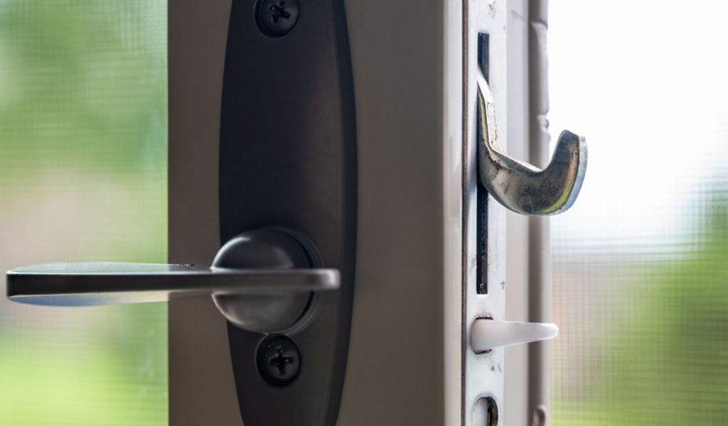home-safety-what-do-security-and-screen-doors-have-to-offer